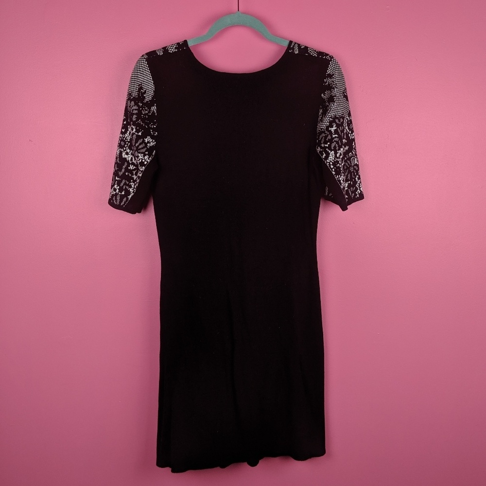 Tahari Short Sleeve Sweater Dress - Picture 2 of 3